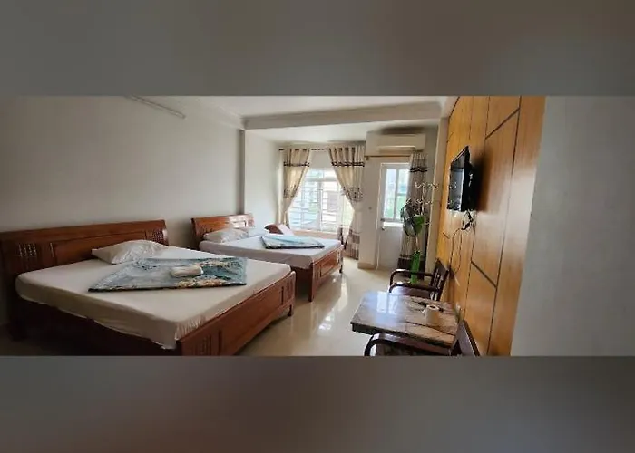 Homestay Nha Nghi Ban Mai